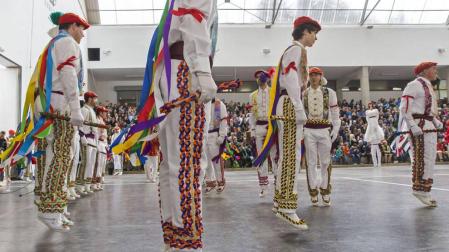 Las danzas de los Bolantes de Valcarlos, este domingo