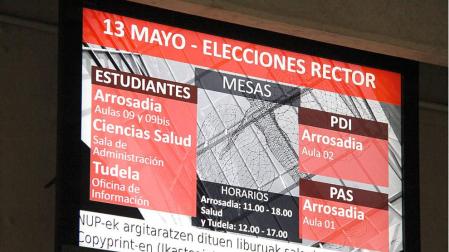 La Universidad Pública de Navarra celebró este miércoles 13 de mayo de 2015 las elecciones para escoger al próximo rector entre las dos candidaturas presentadas. Alfonso Carlosena y Jorge Nieto pugnan por el puesto.