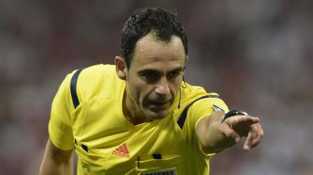 Velasco Carballo dirigirá el Brasil-Colombia
