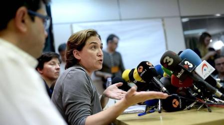Ada Colau da prioridad a acuerdos con PSC, ERC y CUP en Barcelona