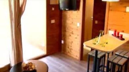 El camping se convierte en algo más que tiendas de campaña