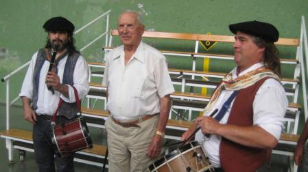 Miguel Gallastegui regresa al frontón de Oronoz-Mugaire