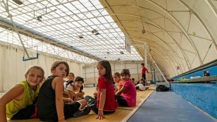 La carpa Oncineda se reabre tras las obras para los clubes de Estella