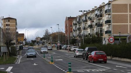 Orkoien cambiará la cubierta de la piscina de Mendikur
