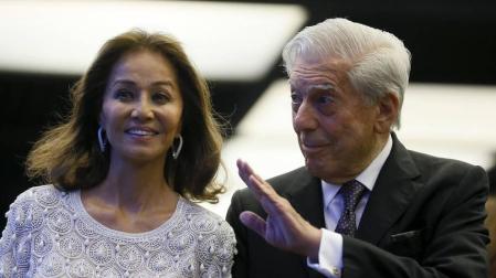 La sociedad rindió homenaje al escritor peruano con motivo de su 80 aniversario en la inauguración de un seminario en la Casa de América de Madrid.