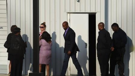 Familiares, amigos y sus músicos despiden a Prince en una ceremonia privada