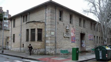 Subasta pública para el arrendamiento de una parte de la planta baja del antiguo Conservatorio de Música de la calle Aoiz