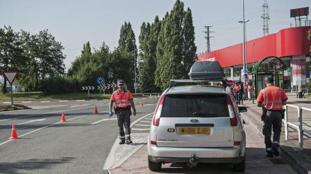 ​La Policía Foral refuerza su presencia por la operación salida y retorno