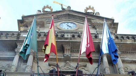 El Ayuntamiento de Pamplona hará públicos los bienes de los concejales