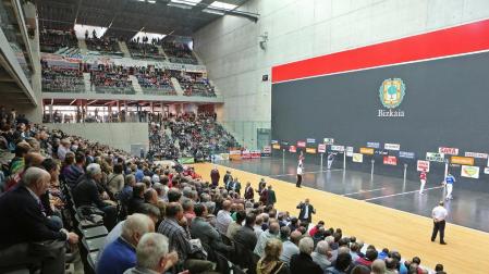 El frontón Bizkaia de Bilbao