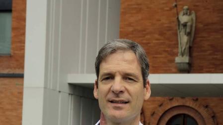 “El 60% de los pacientes vuelve a andar y el 80% regresa a su casa”