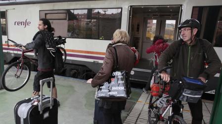 Renfe suprime cinco trenes de media distancia en Navarra por su escasa ocupaci&oacute;n