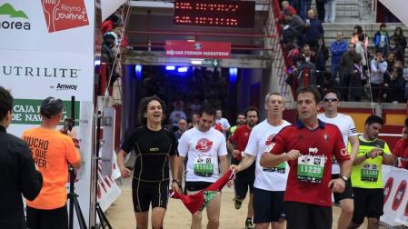 Pamplona ha vivido este sábado una fiesta por el ascenso de Osasuna y también por la celebración de un evento único en Navarra, como es el maratón.