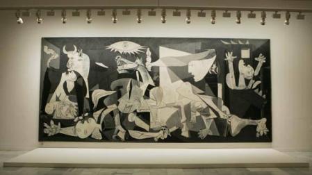 El 'Guernica' de Pablo Picasso expuesto en el museo Reina Sofía.