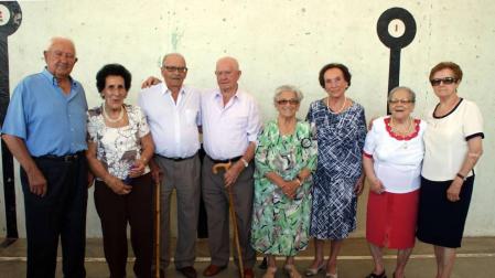 Cascante homenajea a once socios nonagenarios