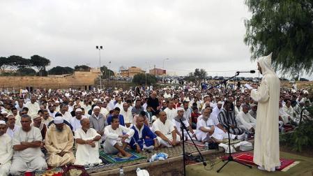 La fiesta del cordero musulmana trae consigo sus propios oficios.