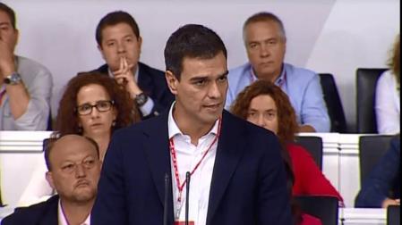 Pedro Sánchez anuncia su dimisión en Ferraz