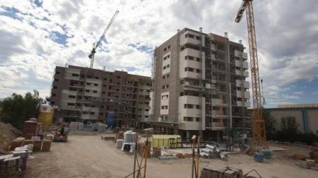 Vivendas en construcción.