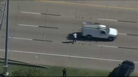 Una temeraria persecución por una autopista en Texas deja un detenido