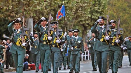 Desfile de la Guardia Civil en Pamplona.