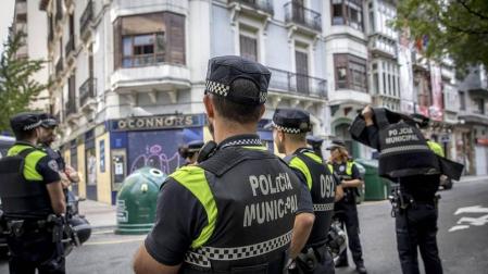 Tres detenidos y siete heridos en el desalojo de un edificio en el Paseo de Sarasate