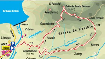Una ascensión que nos regala bellas vistas sobre las aguas embalsadas de Itoiz, las peñas cercanas, los Pirineos e incluso Pamplona.
