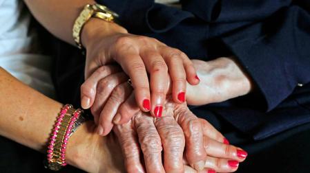 Clases para cuidar a ancianos