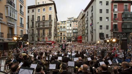 La Pamplonesa soluciona su futuro