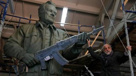 Moscú homenajeará con una estatua a Mijail Kaláshnikov y su legendario fusil AK-47