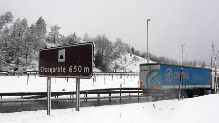 Guipúzcoa anuncia el cobro de peaje en Etxegarate a finales de 2016