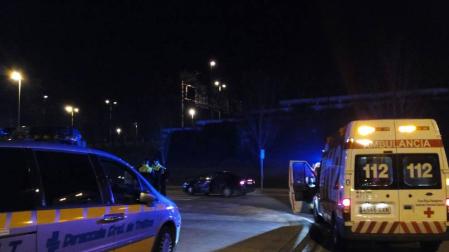 Dos heridos leves tras una colisión en Buztintxuri