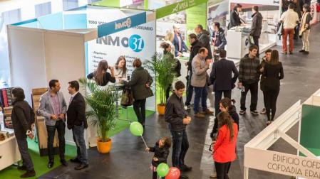 Inauguración, ayer, del III Salón Inmobiliario de Navarra. El pasado año fue visitado por más de 5.000 personas.