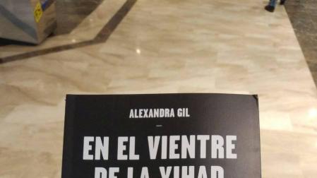 Alexandra Gil da voz a las madres de los voluntarios europeos del Daesh