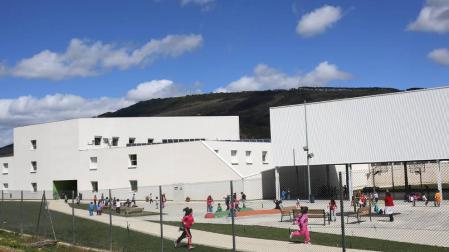 Paralizadas las obras del colegio de Buztintxuri por el concurso de la adjudicataria