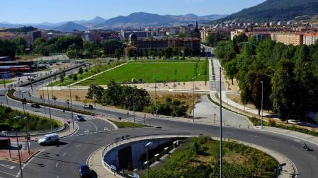 El parque del Tren, en Trinitarios, ocupará el espacio donde estuvo la gasolinera de Discosa.