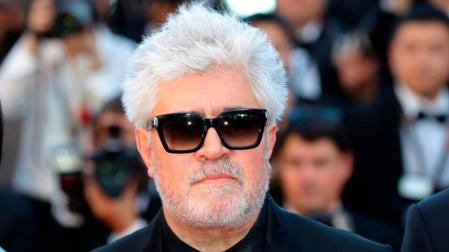 Almodóvar: "Sería una paradoja que la Palma de Oro de Cannes no se vea en cines"