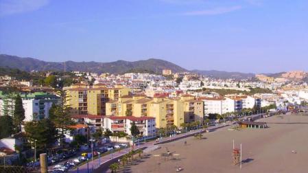Fallece un niño de tres años tras caer en una piscina en Rincón de la Victoria (Málaga)