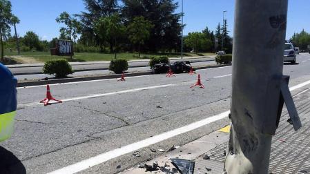 Un motorista de 26 años fallece al salirse de la vía en Landaben