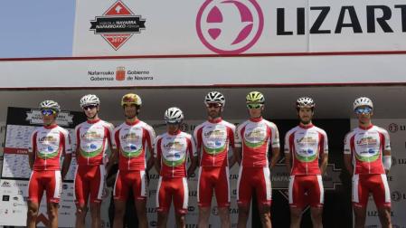 Quince corredores navarros disputan la Vuelta en seis equipos