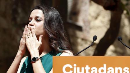 Arrimadas se presenta como la candidata a la Generalitat de "todos los catalanes"