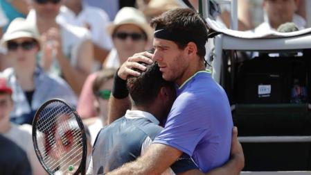 Del Potro muestra su lado más humano ante un Almagro desconsolado