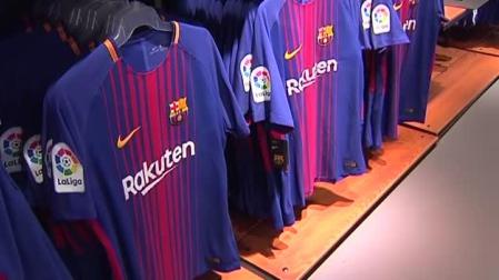 Gran acogida de la nueva camiseta del Barça