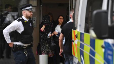 Una de las detenidas en el distrito de Barking, en Londres.