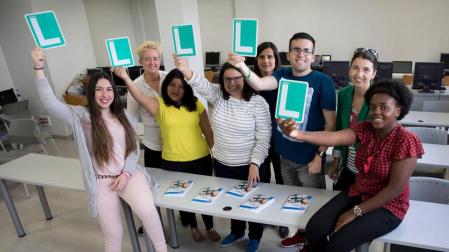 Siete jóvenes con discapacidad intelectual están en proceso de sacarse el carnet de conducir