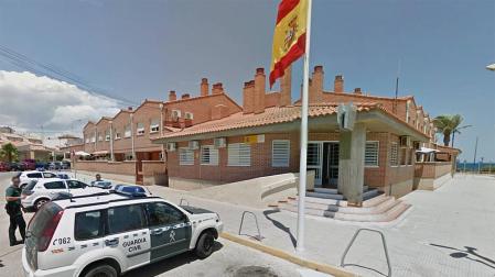 Un guardia civil, agredido "brutalmente" por un detenido en los calabozos
