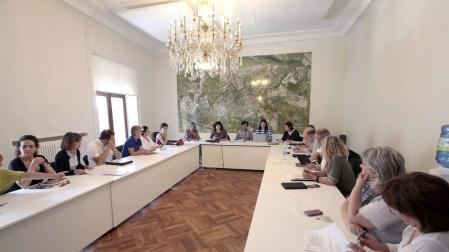 Imagen de la reunión de la Mesa de Comercio celebrada ayer en el Ayuntamiento.