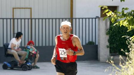 La prueba estuvo marcada por el calor y la exigencia de los 6,7 kilómetros de recorrido quebrado.