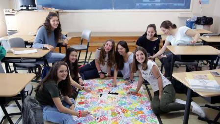 El adelanto de los exámenes de septiembre a junio transforma la organización de colegios