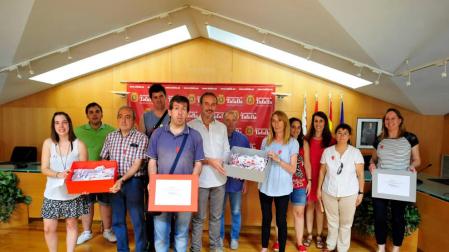 Manos rojas contra la violencia sexista en Tafalla