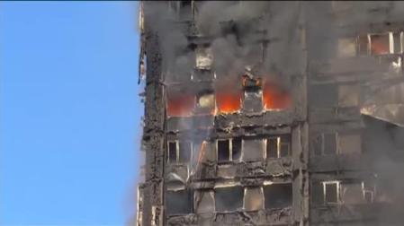 Al menos 6 muertos en el incendio de una torre de viviendas en Londres